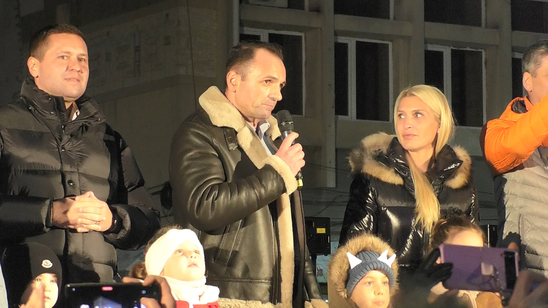 Târgoviște: Târgul de Crăciun și-a  deschis porțile