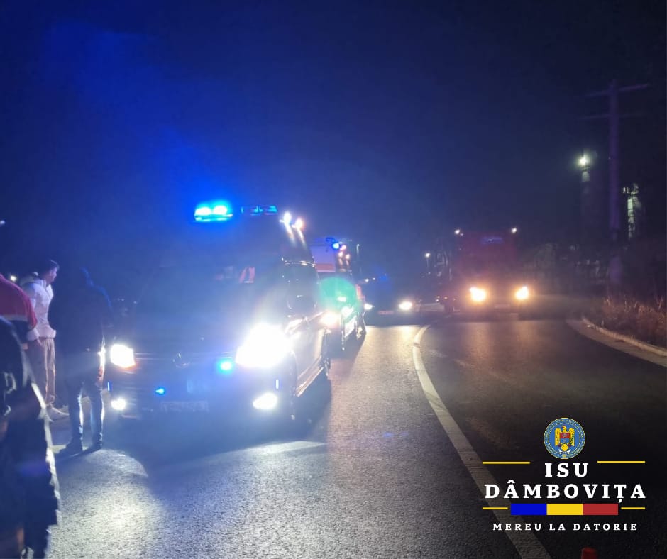 Accident rutier la Nisipuri, seara trecută lq ora 20:12 , pompierii au intervenit în cazul unui eveniment rutier în comuna Ulmi, sat Nisipuri.