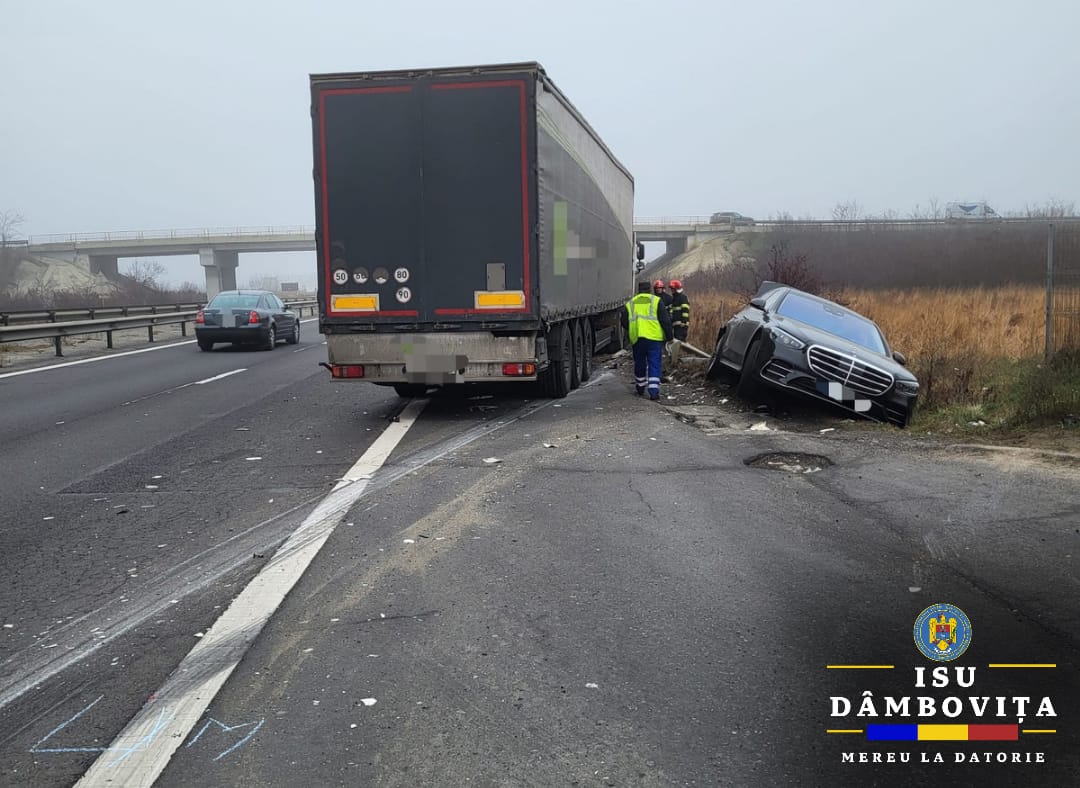 Accident rutier pe A1, km 49, coliziune între un autotren și un autoturism